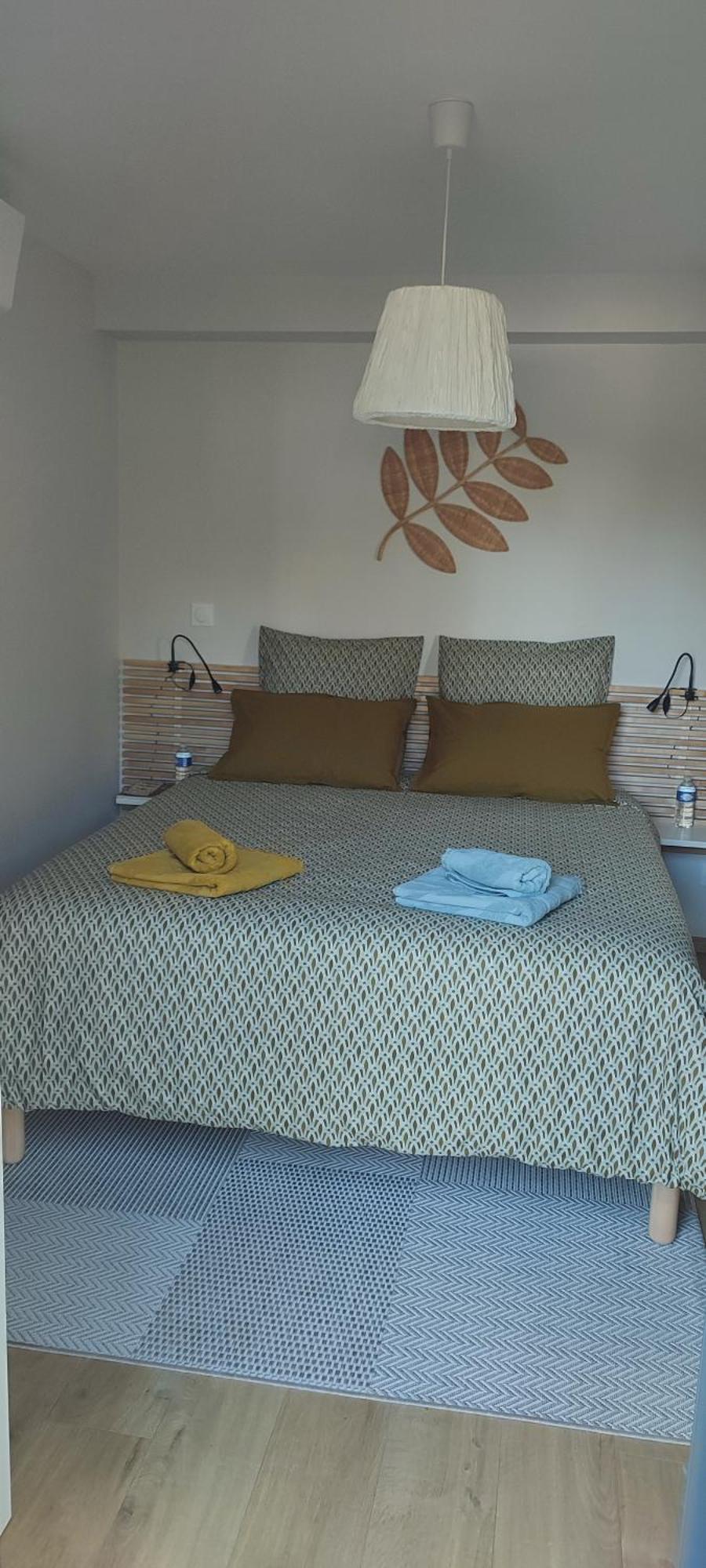 Du Cote De Chez Paule, Chambre Avec Entree Independante Et Salle D'Eau Privative Séméac Dış mekan fotoğraf