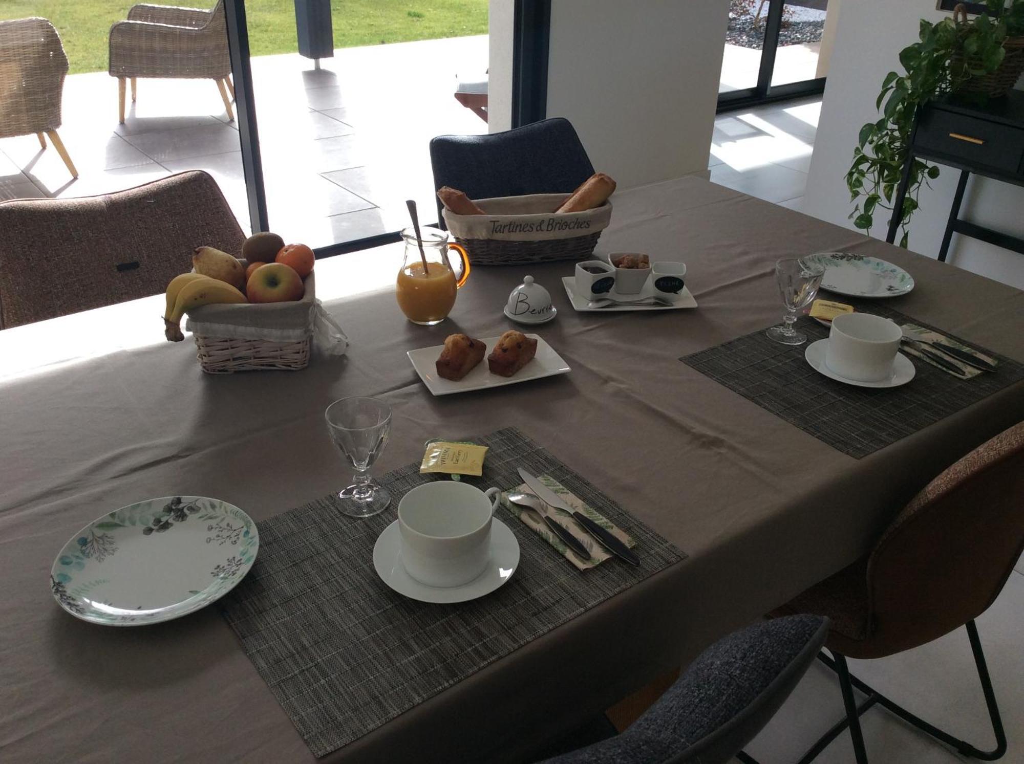 Du Cote De Chez Paule, Chambre Avec Entree Independante Et Salle D'Eau Privative Séméac Dış mekan fotoğraf